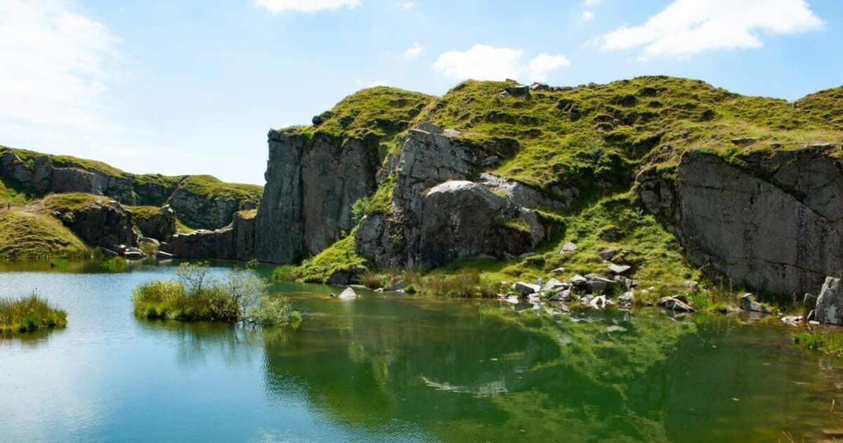 Dartmoor Barn On North Hessary Tor Villa Yelverton Bagian luar foto